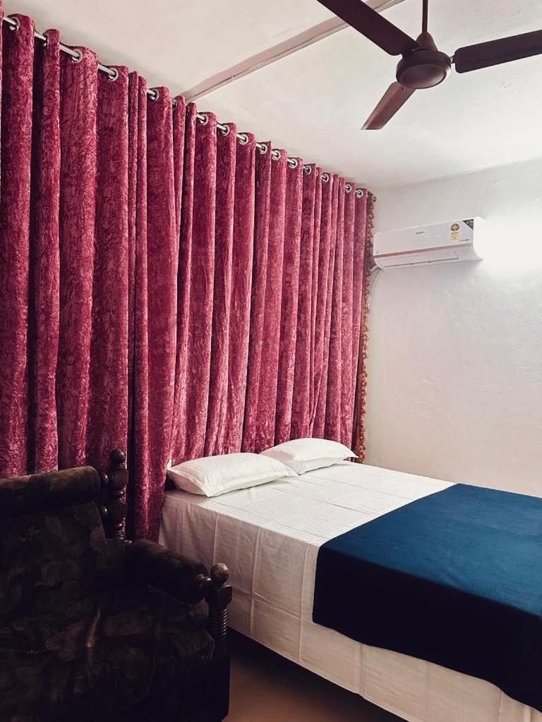 Puthookkadans Mareena Lodge Kottayam Buitenkant foto