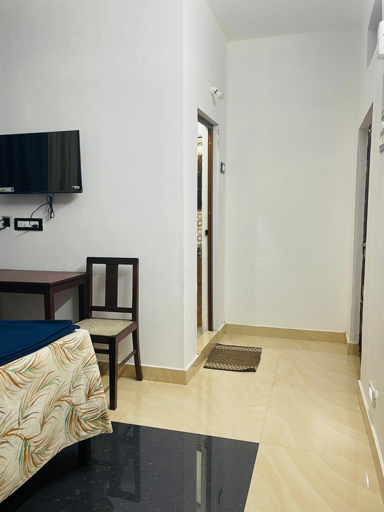 Puthookkadans Mareena Lodge Kottayam Buitenkant foto