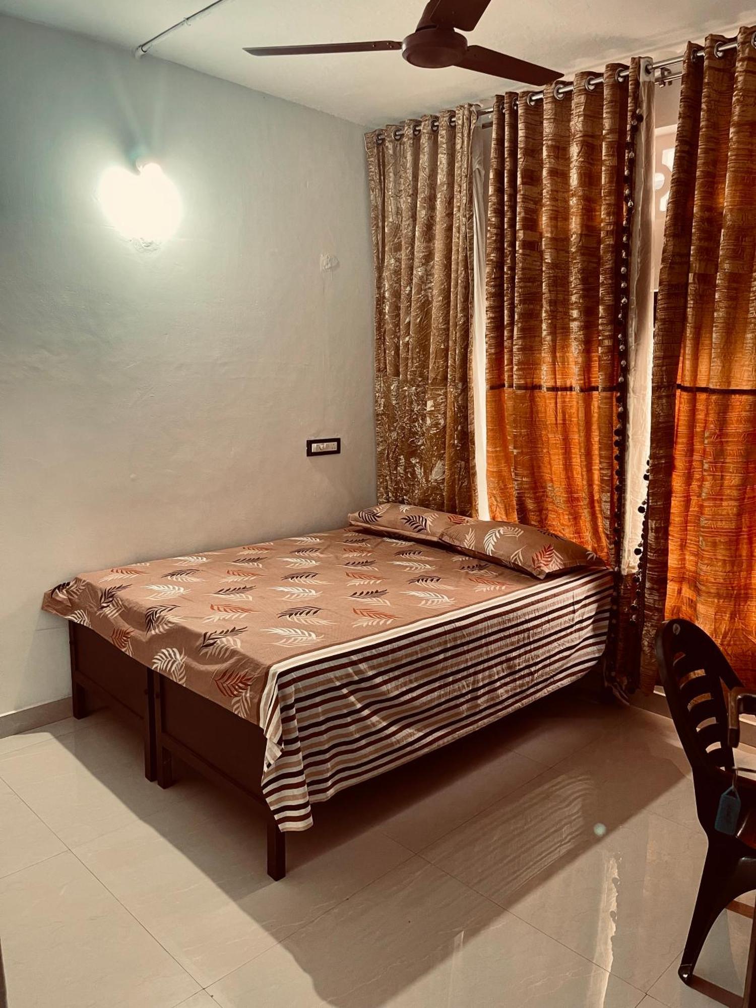 Puthookkadans Mareena Lodge Kottayam Buitenkant foto