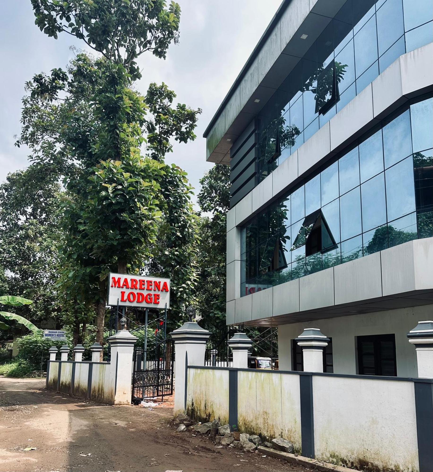 Puthookkadans Mareena Lodge Kottayam Buitenkant foto